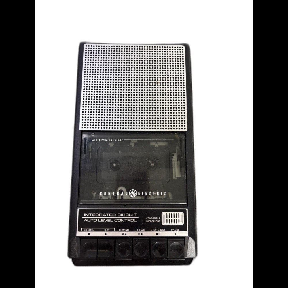 Vtg GE General Electric Model 3-5015 Battery Operated Cassette Recorder Player